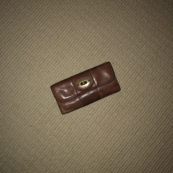 Fossil Wallet Camel/Tan Turnlock Trifold